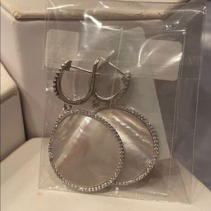 Mother of pearl earrings with silver Sworvosky’s